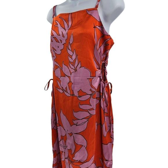 Christian Lacroix Bold Floral Shift Dress | Satin-Like Fabric | Size Large - Picture 2 of 5